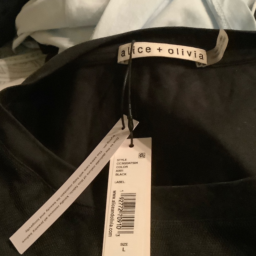 Alice + Olivia Black Tiered Lace Mini Dress - Picture 5 of 5